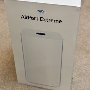Apple Airport Extreme WiFi Base Station